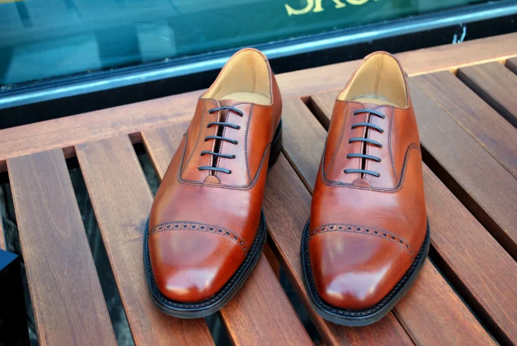 skomakare-malmo-danielssons-skomakeri-loake skor bruna